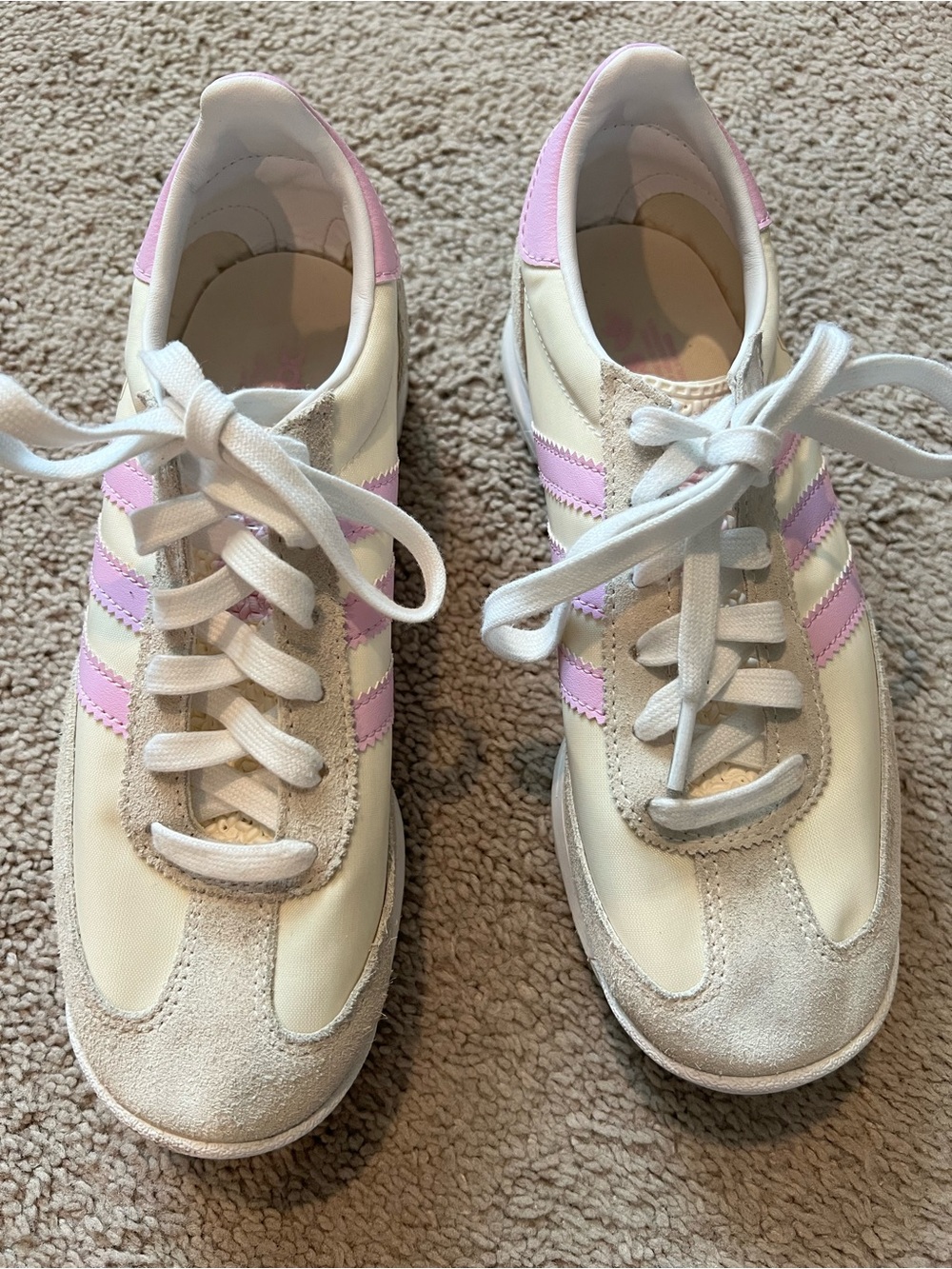 adidas Originals SL 72 shoes in a Chalk White and Bliss Lilac size 5